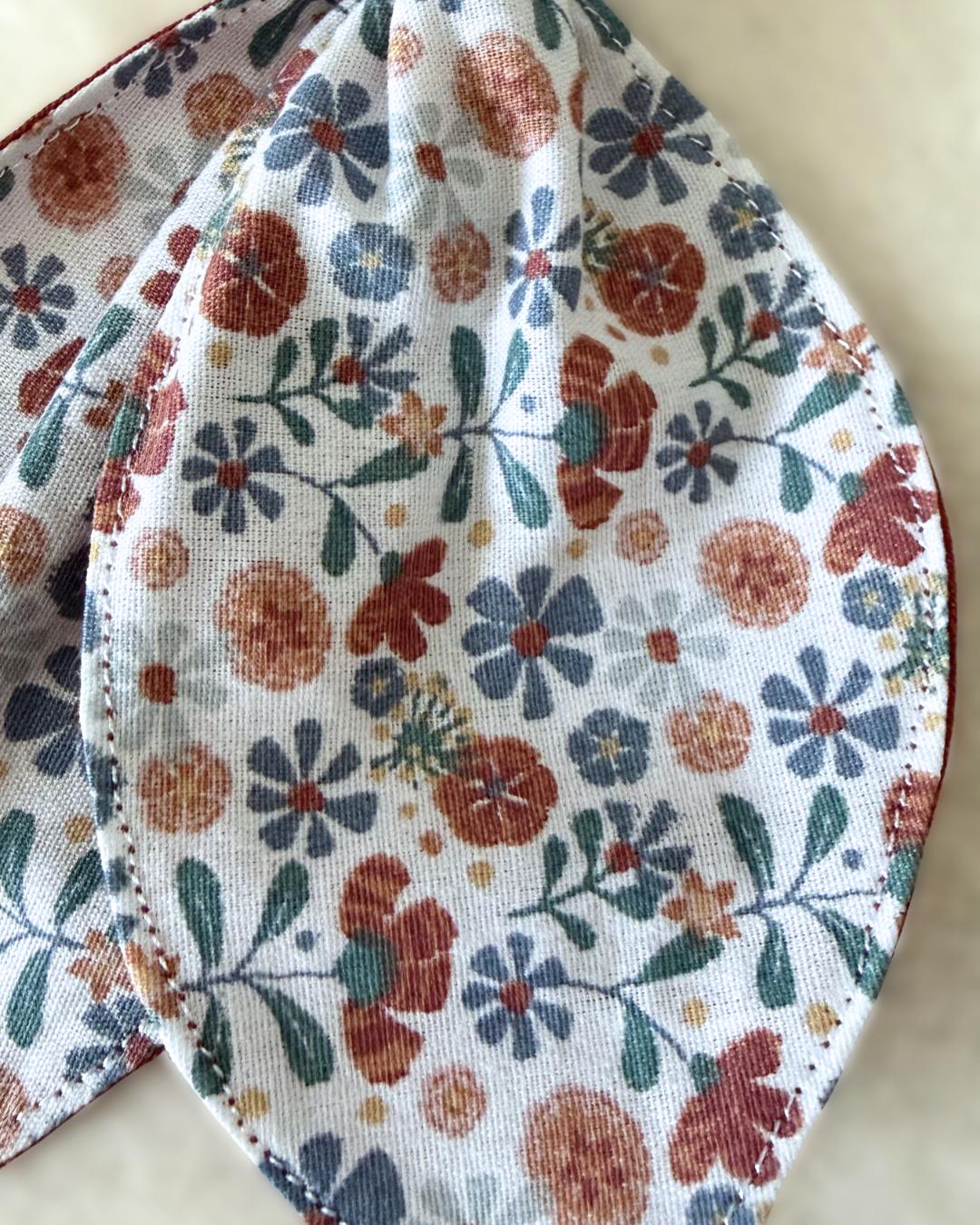 Porte-clés noué en tissu – Création artisanale