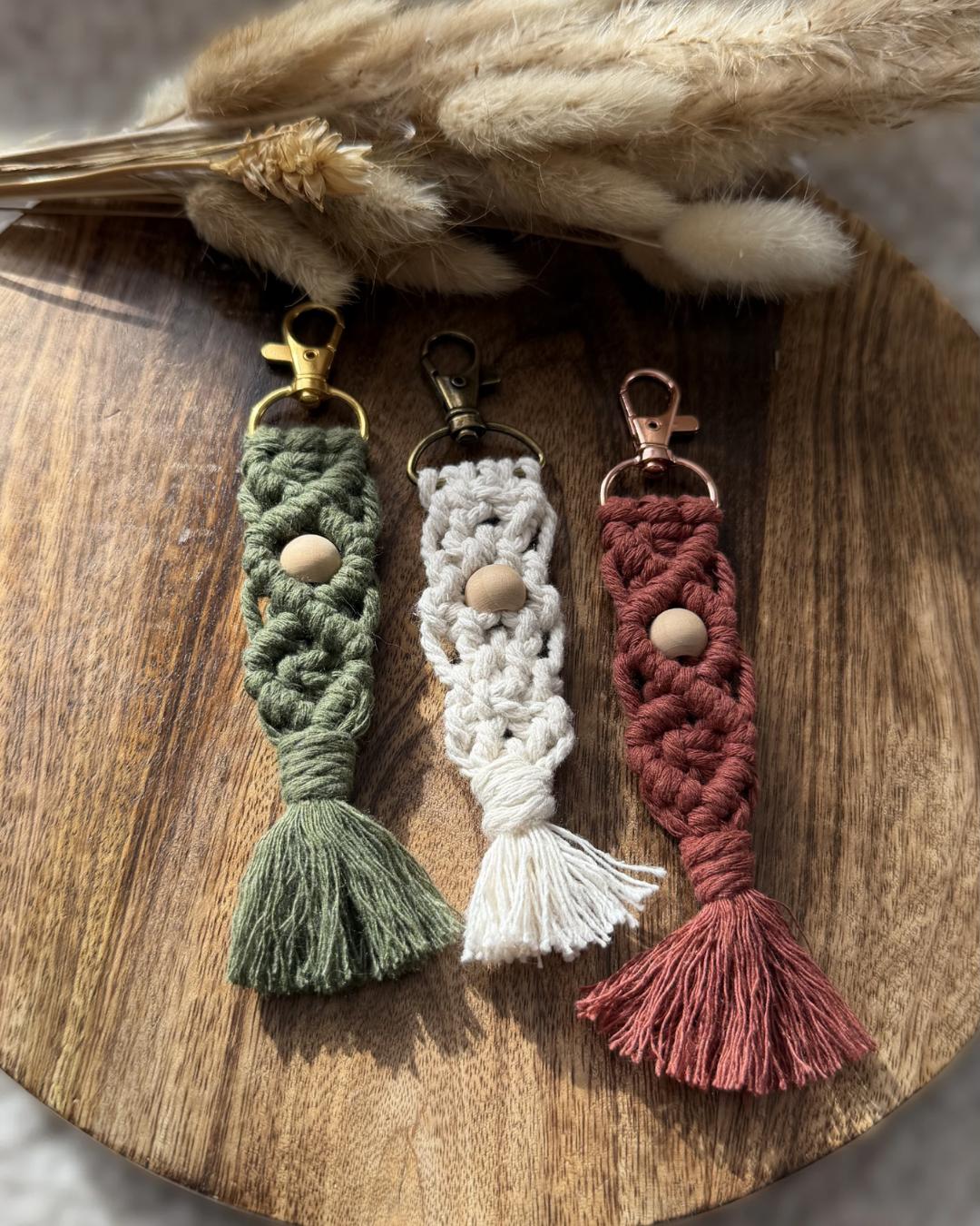 Porte-clés fleur en macramé